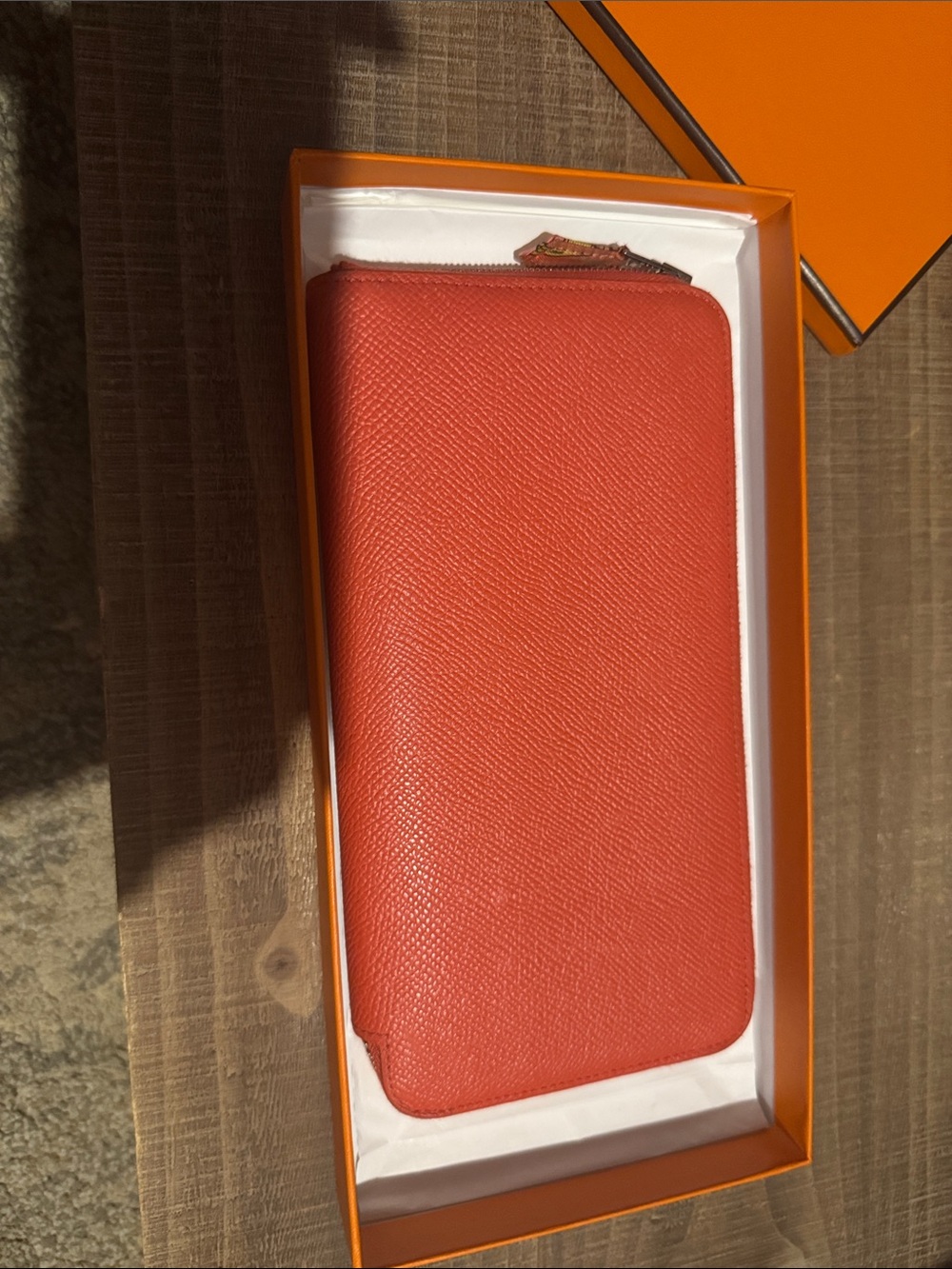 Hermès zip wallet- silk lining - some coin residue but overall in great cond.